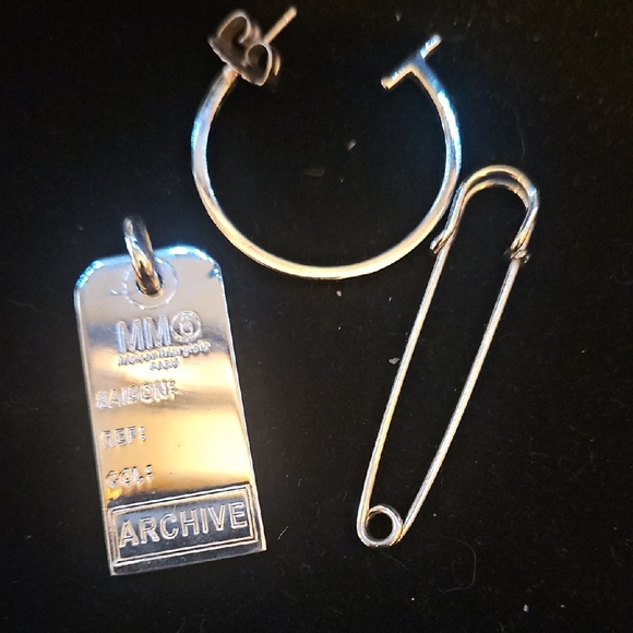 Maison Martin Margiela Earring - Picture 3 of 5